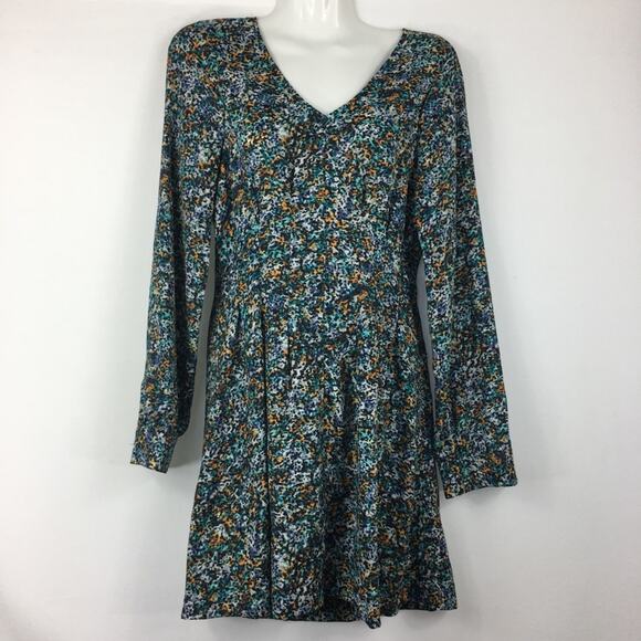 BCBGeneration Dresses & Skirts - BCBGeneration Long Sleeves Dress Women's Size 4